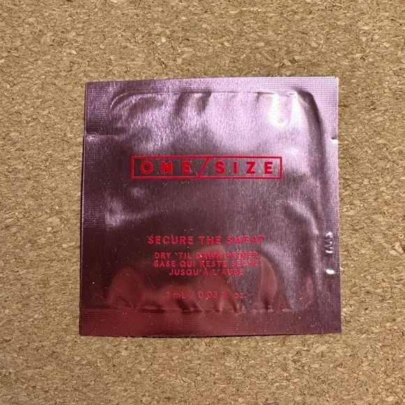 ONE/SIZE Bundle - Picture 3 of 3